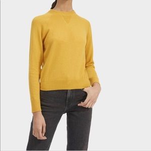 everlane mustard yellow cashmere sweater